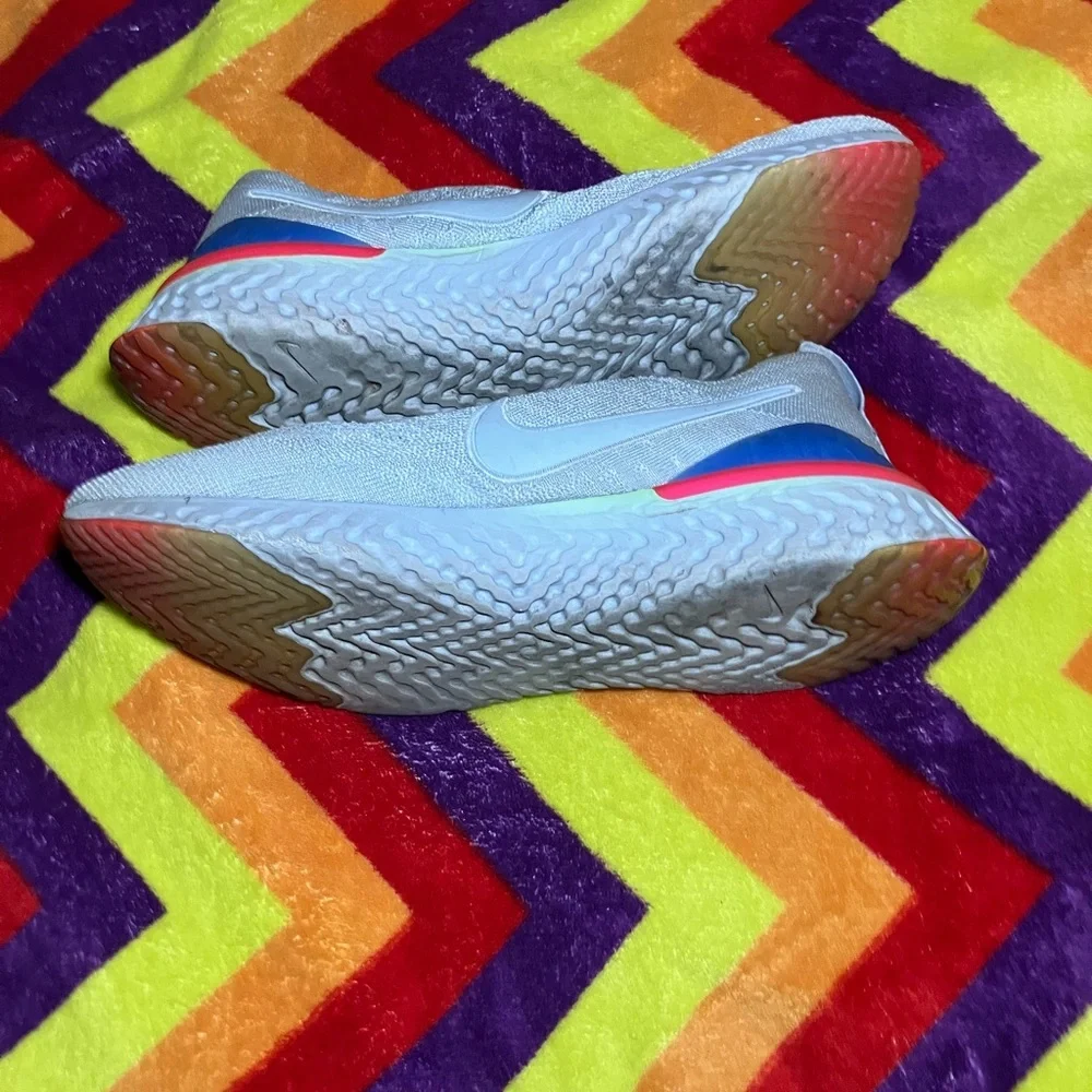 Nike Epic React Flyknit 2